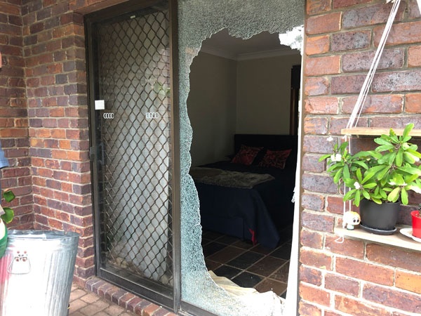 Professtional Glass Repairs Capalaba